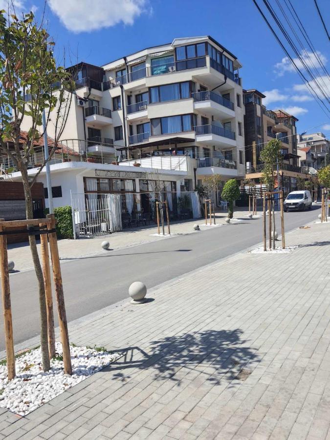 Апартамент Иванови Сарафово Burgas Ngoại thất bức ảnh