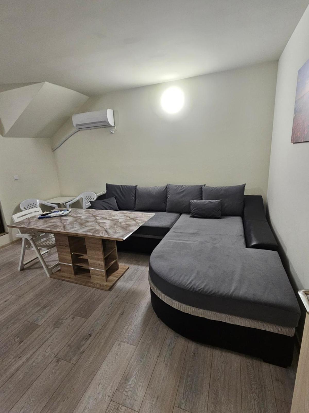 Апартамент Иванови Сарафово Burgas Ngoại thất bức ảnh
